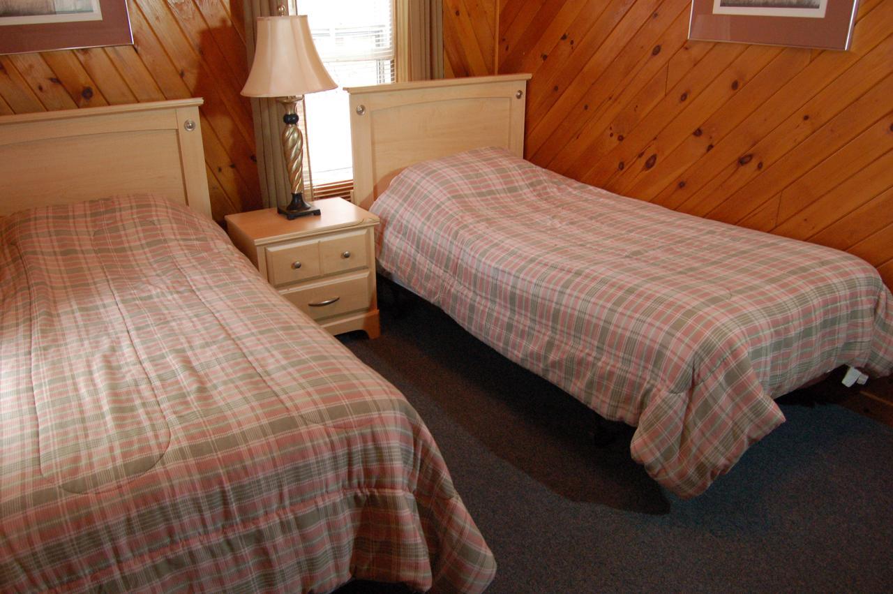 Sebago Lake Lodge & Cottages North Windham Dış mekan fotoğraf