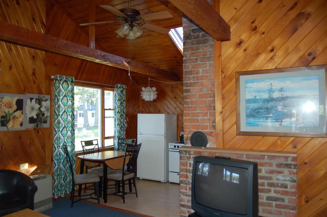 Sebago Lake Lodge & Cottages North Windham Dış mekan fotoğraf